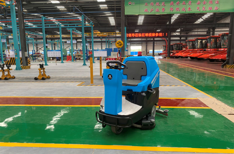 駕駛式洗地機使用案例